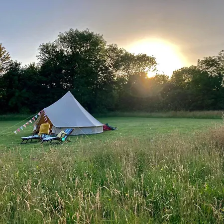 Tin And Canvas Glamping Pickering, Carry On Canvas Bell Tent Luxury tent