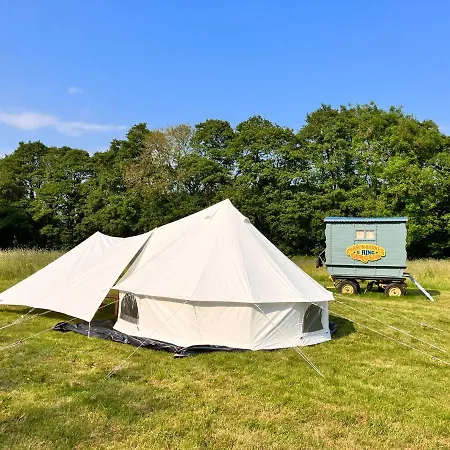 Luxury tent Tin And Canvas Glamping Pickering, Carry On Canvas Bell Tent *